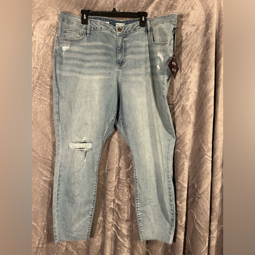 Ava & Viv Mid Rise Skinny Stretch Distressed Light Wash Jean Women’s size 24R